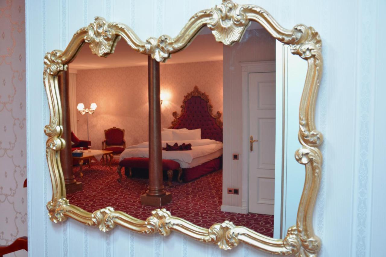 Deluxe Hotel Гянджа Экстерьер фото