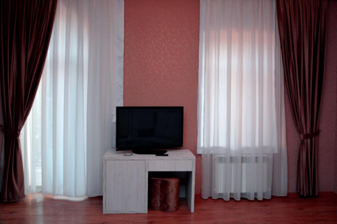 Deluxe Hotel Гянджа Экстерьер фото