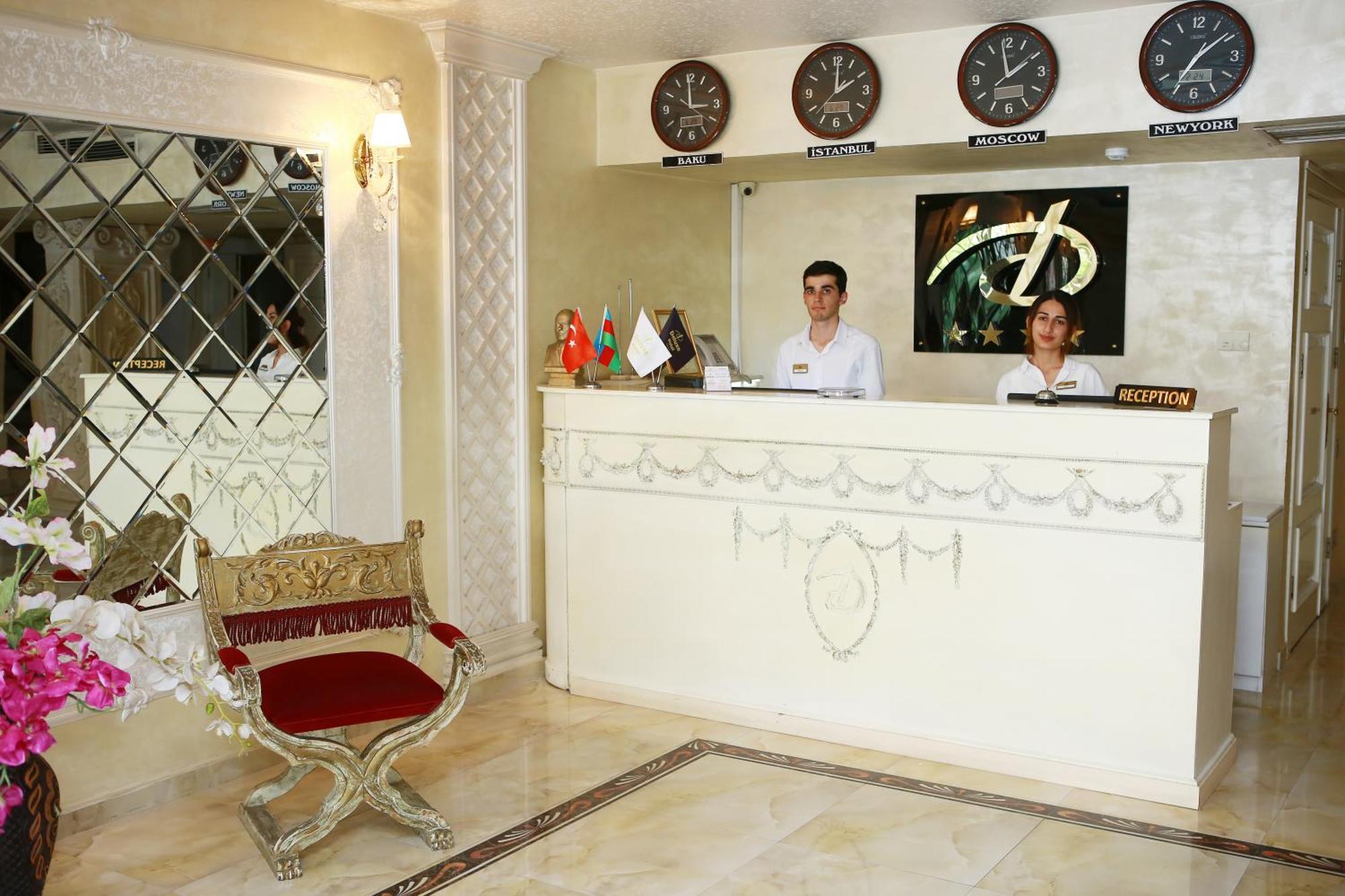 Deluxe Hotel Гянджа Экстерьер фото