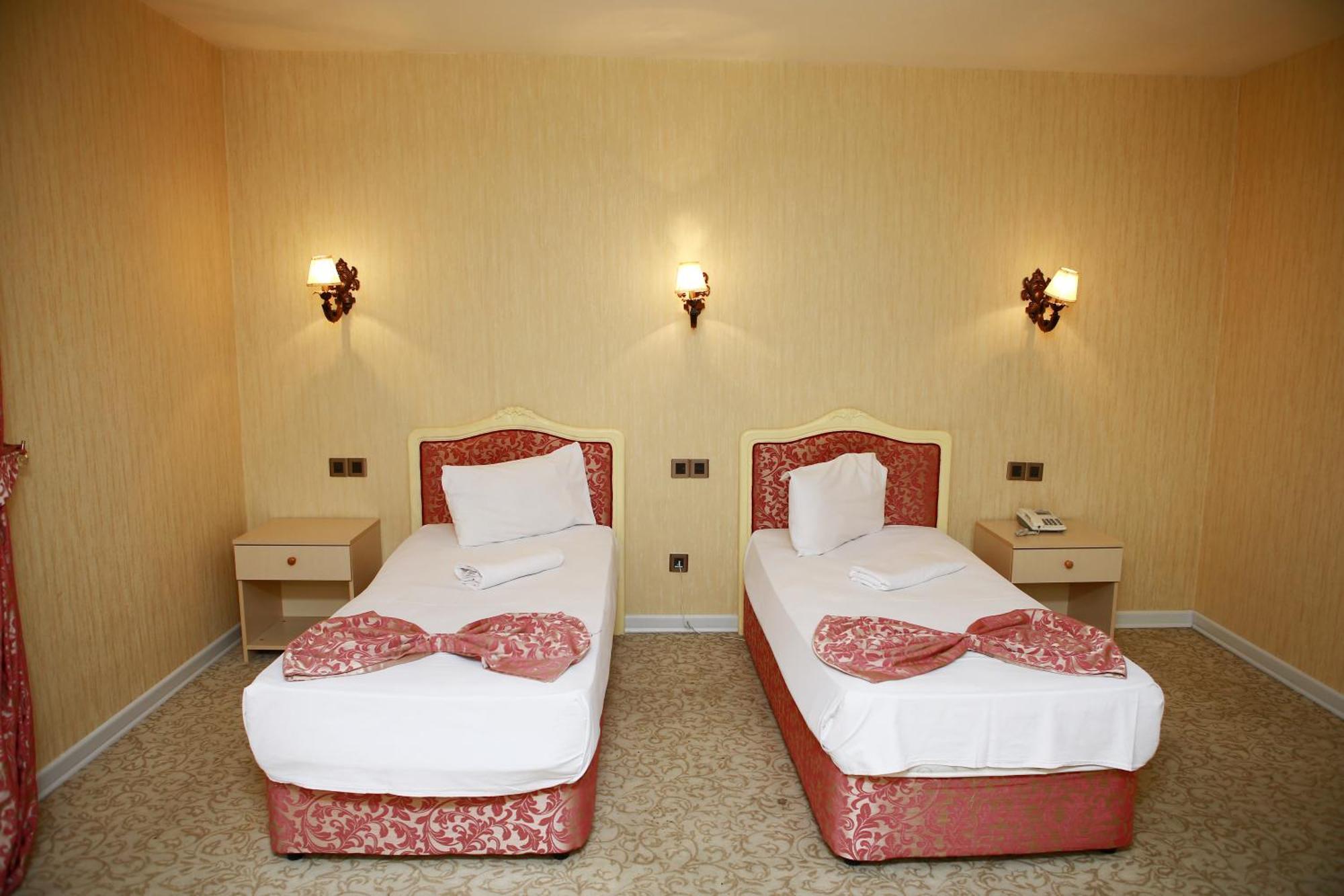 Deluxe Hotel Гянджа Экстерьер фото