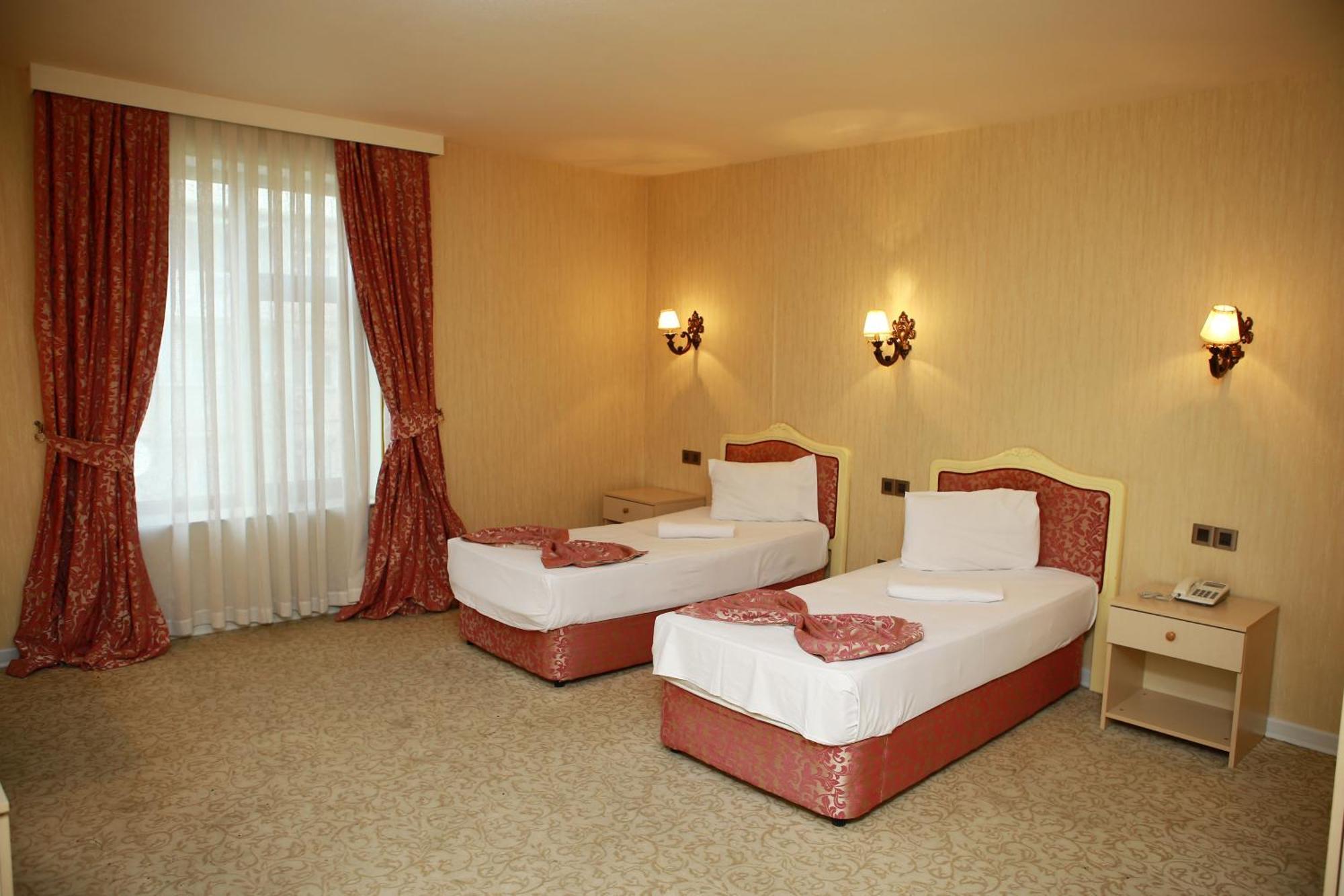 Deluxe Hotel Гянджа Экстерьер фото